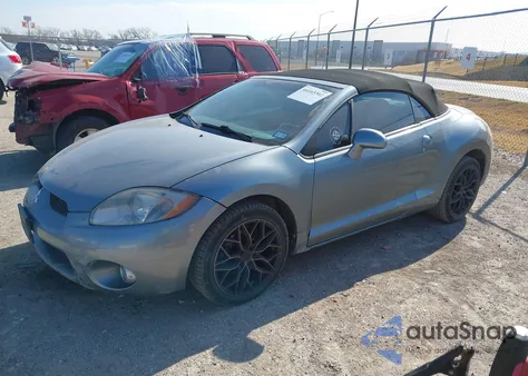 2007 Mitsubishi Eclipse Spyder Gt z USA, uszkodzony, nr VIN 4A3AL35TX7E033890